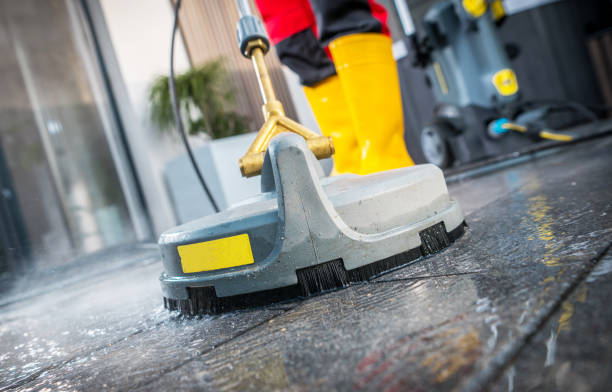 Why Choose Our Certified Pressure Washing Experts for Your Project Needs in Cudahy, WI?